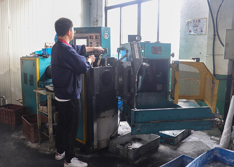 Preforming Cutting Machine-1